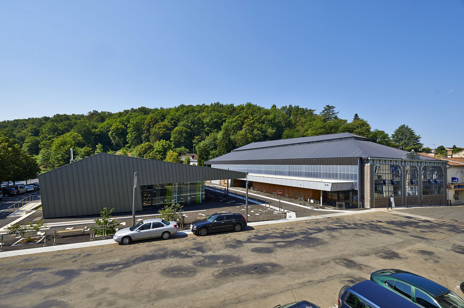 Marché Couvert, Aire sur l